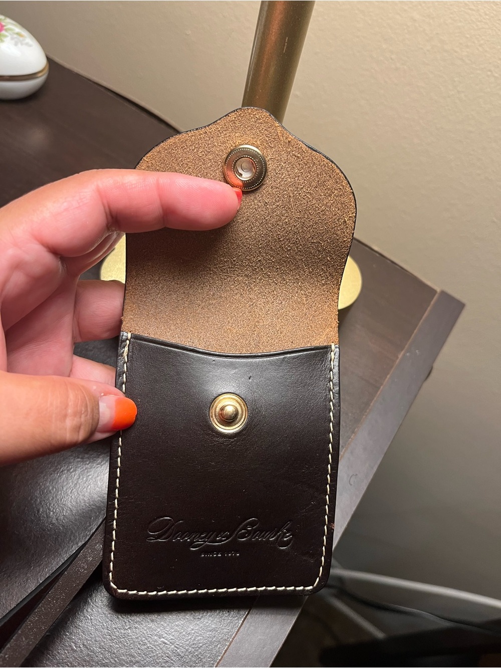 Dooney & Bourke Dark Brown Leather land yard Like new - Picture 3 of 7